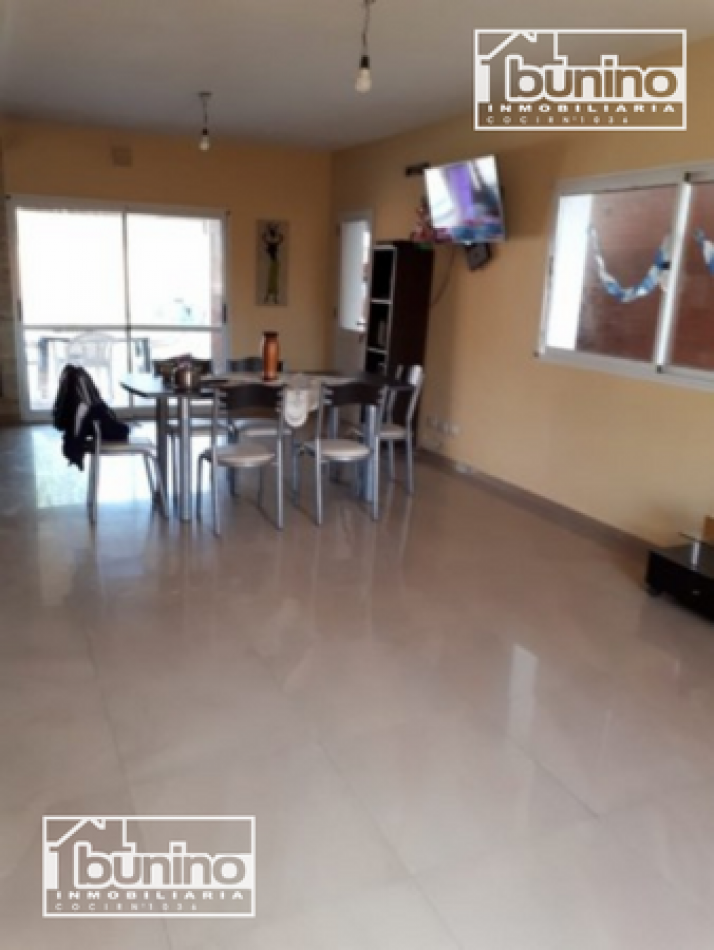 Propiedad EN VENTA en Funes - 4 Dormitorios