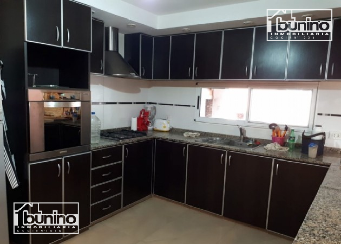 Propiedad EN VENTA en Funes - 4 Dormitorios