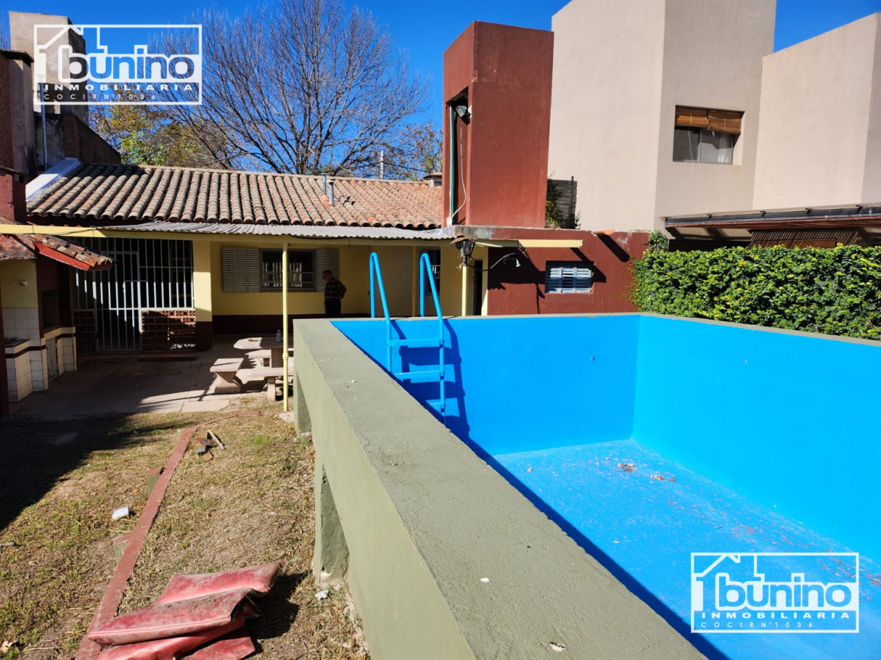 Casa de dos habitaciones en alquiler - Funes