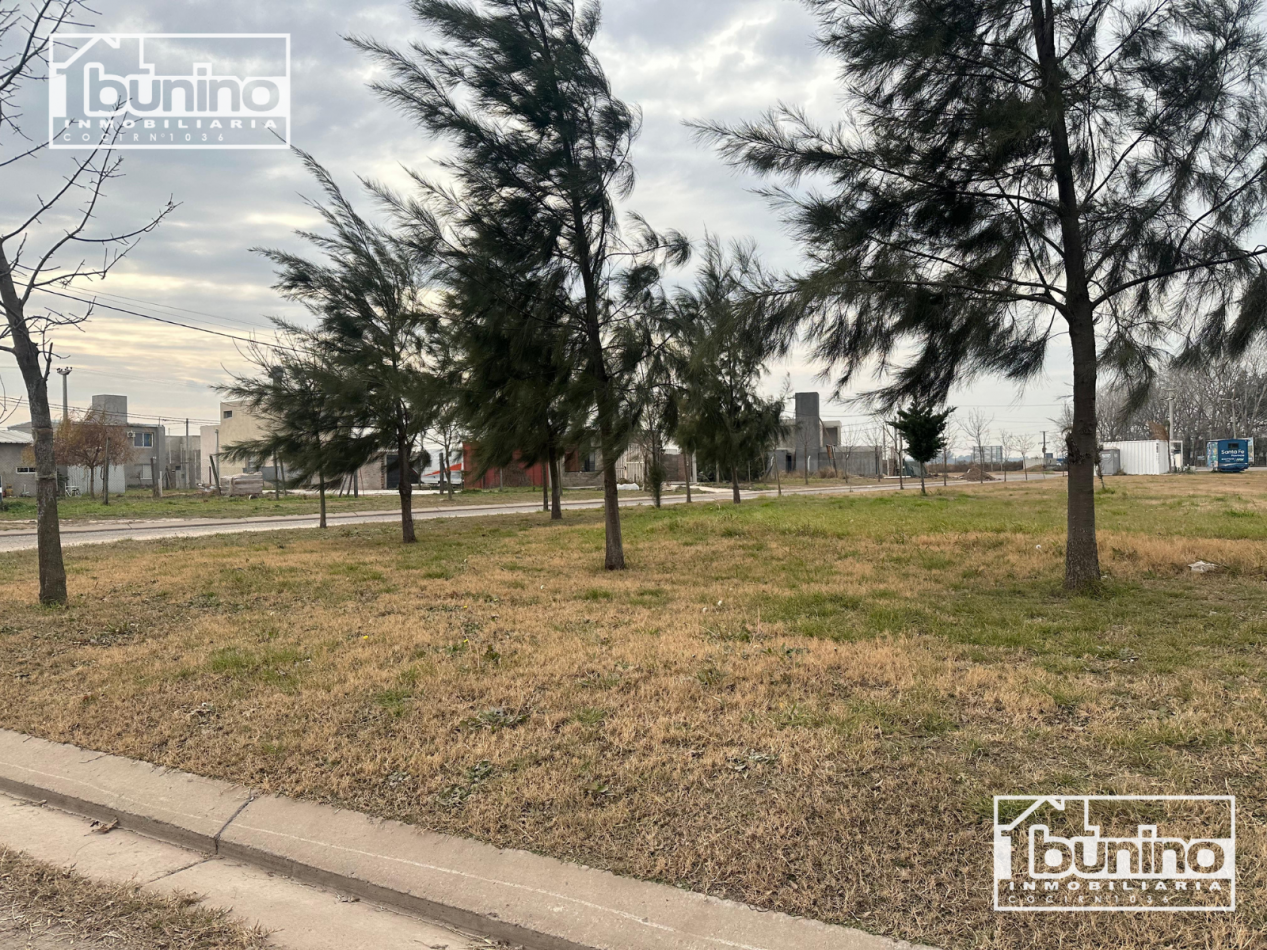 Terrenos con FINANCIAMIENTO en pesos, barrio Fincas del Rosedal - EN VENTA