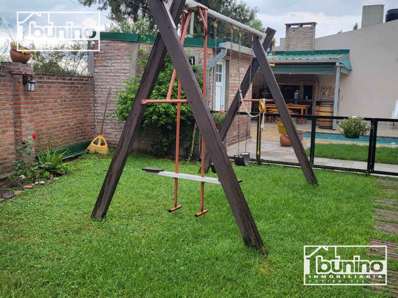 Casa alquiler temporario 4 habitaciones con piscina - Funes