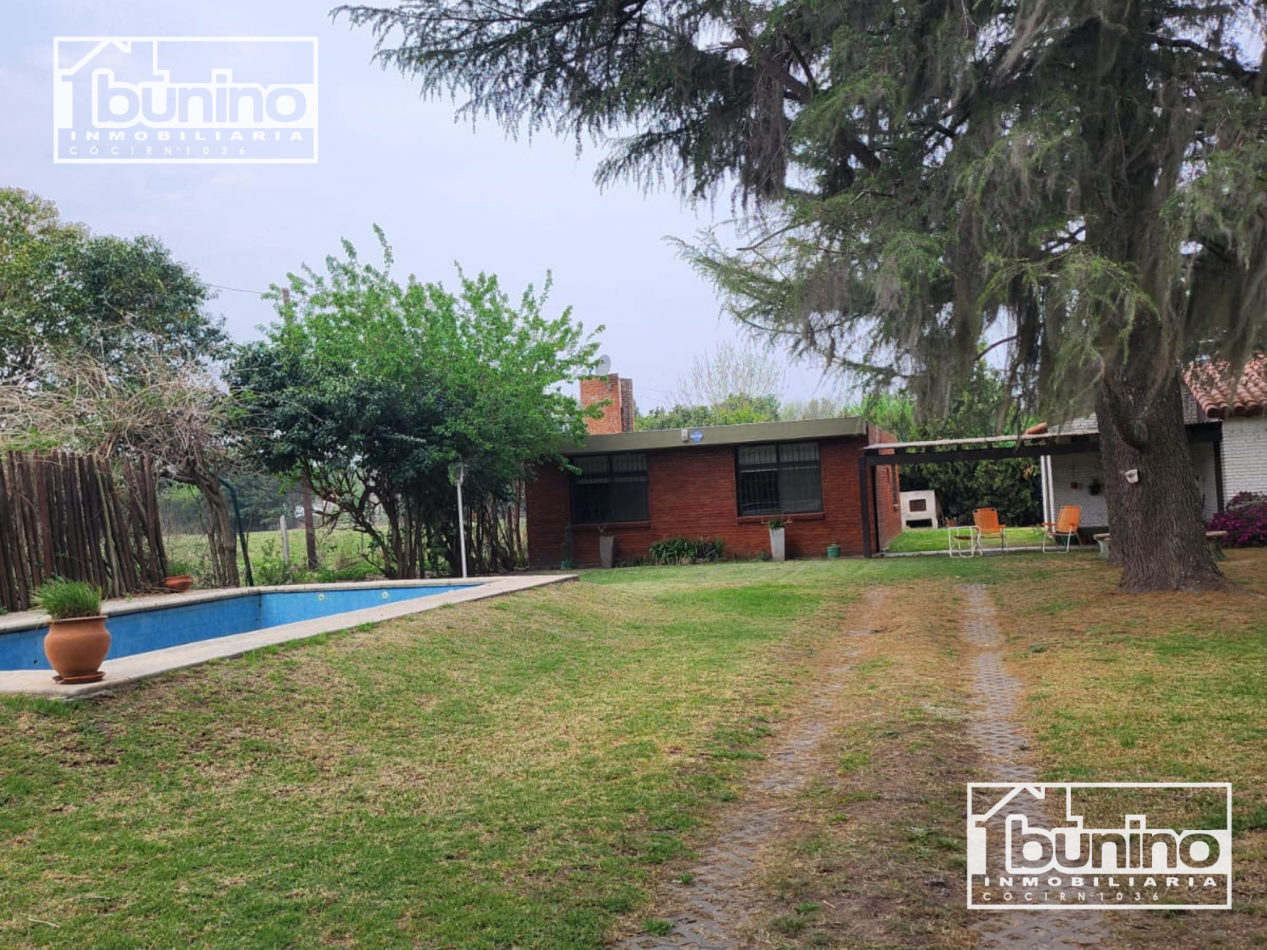 Casa alquiler temporario 2 habitaciones con piscina - Roldan