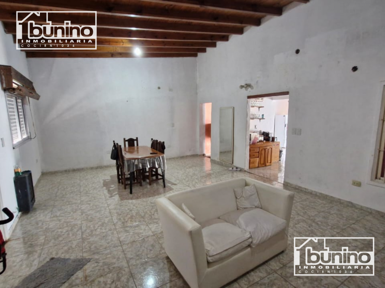 Casa 2 dormitorios en venta - Granadero Baigorria