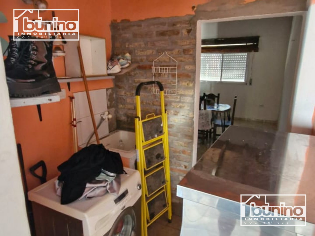 Casa 2 dormitorios en venta - Granadero Baigorria