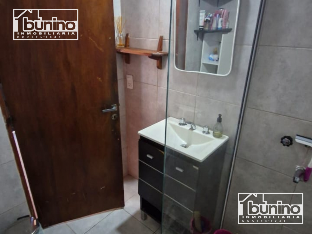 Casa 2 dormitorios en venta - Granadero Baigorria