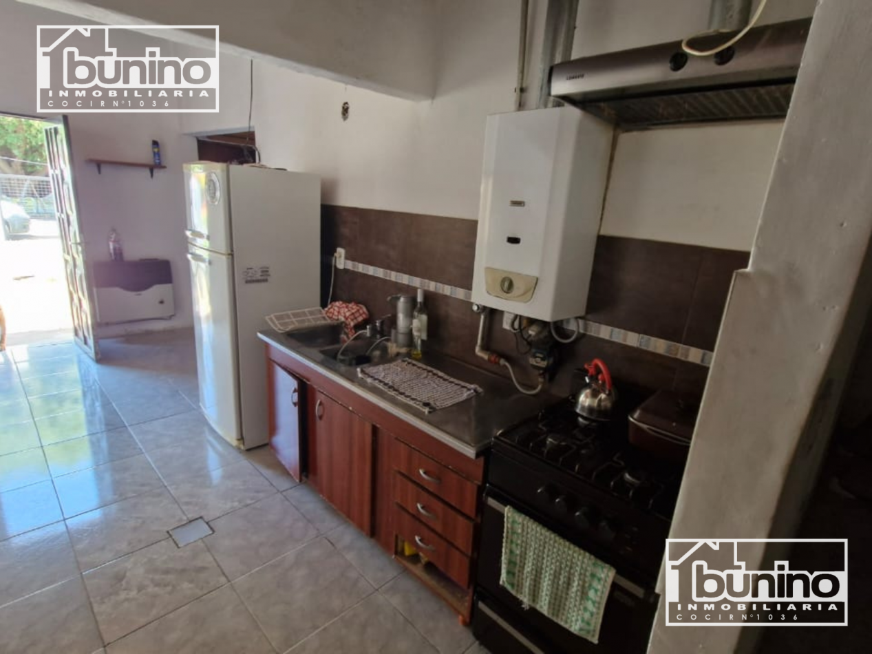 Casa 2 dormitorios en venta - Granadero Baigorria