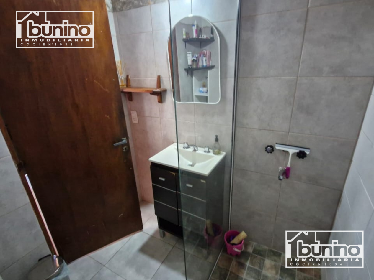 Casa 2 dormitorios en venta - Granadero Baigorria