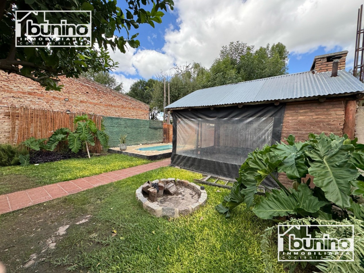 Casa EN VENTA , APTA CREDITO - 2 dorm. + comodin, Ibarlucea