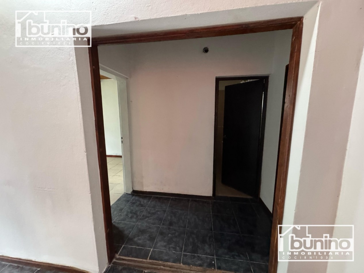 Casa EN VENTA , APTA CREDITO - 2 dorm. + comodin, Ibarlucea
