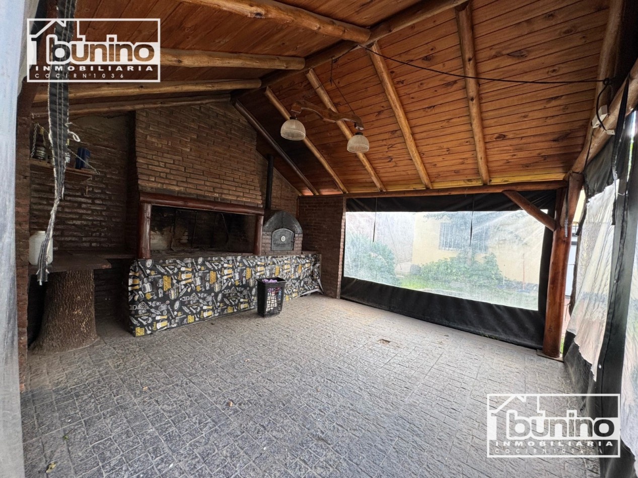 Casa EN VENTA , APTA CREDITO - 2 dorm. + comodin, Ibarlucea