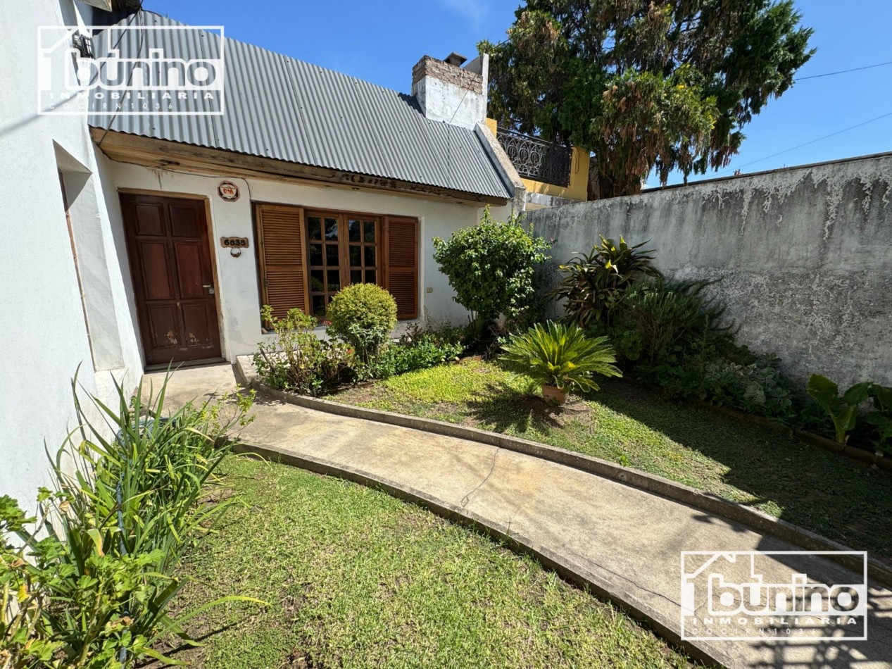 Casa EN VENTA en Rosario - 2 Dormitorios