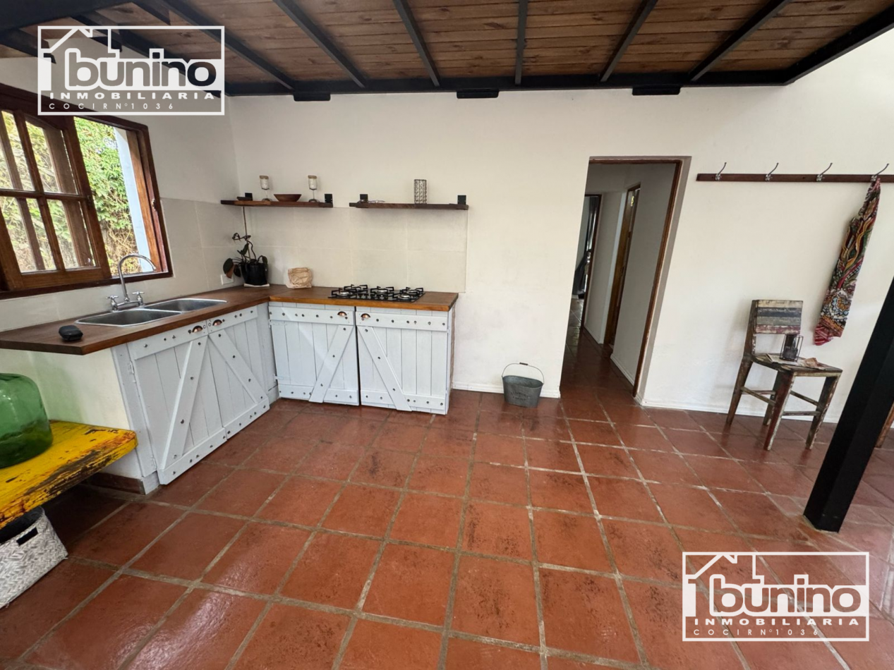 CASA EN VENTA en Ibarlucea - 3 Dormitorios