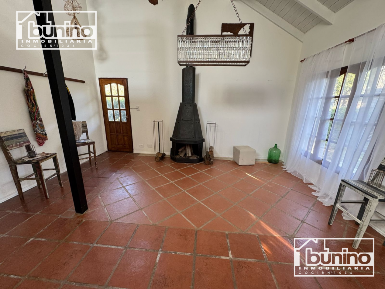 CASA EN VENTA en Ibarlucea - 3 Dormitorios