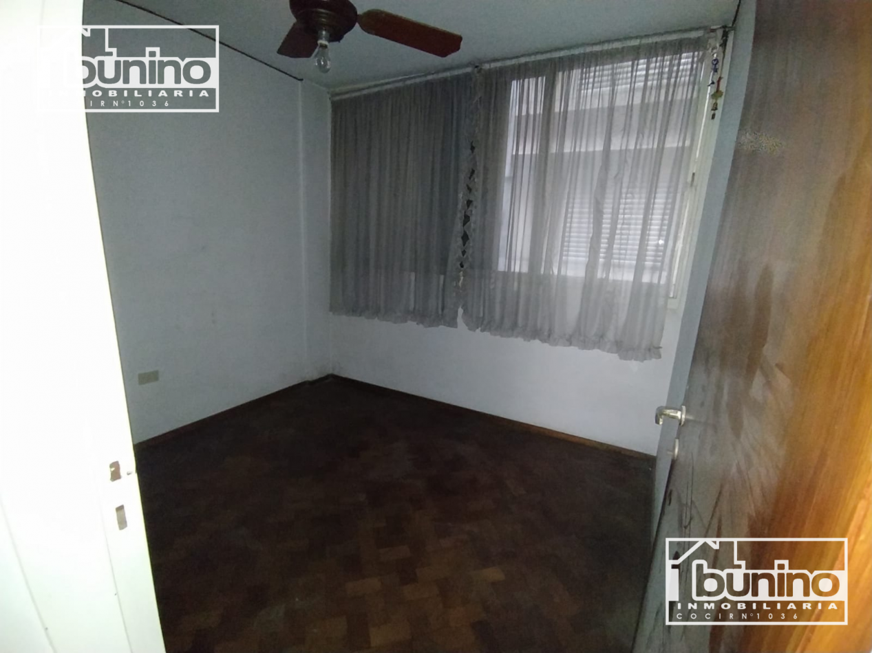 Departamento en alquiler en Rosario - 3 Dormitorios. Cochera incluida