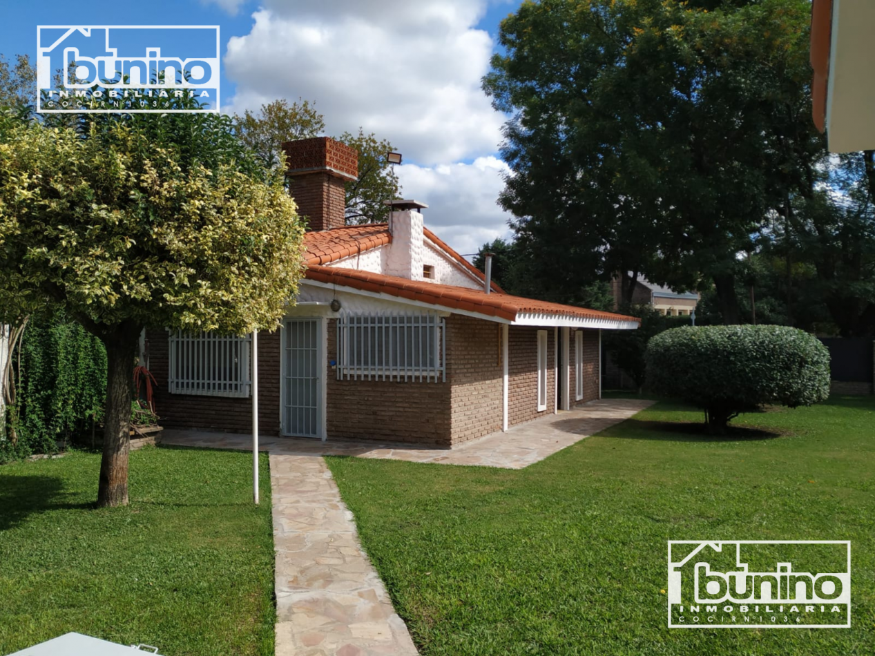Chalet en venta en Funes - 2 dormitorios 