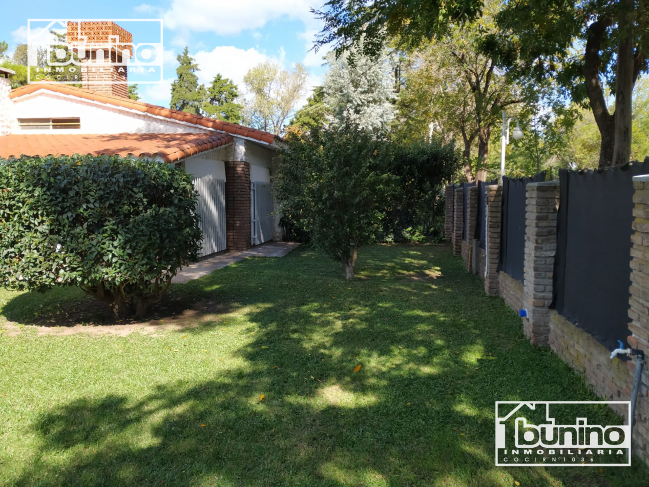 Chalet en venta en Funes - 2 dormitorios 