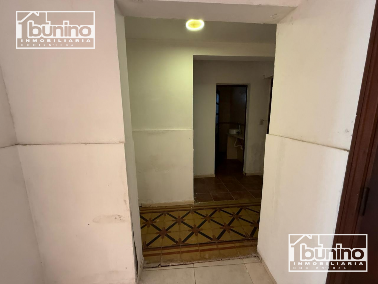 Casa de 2 dormitorios en alquiler - Ibarlucea