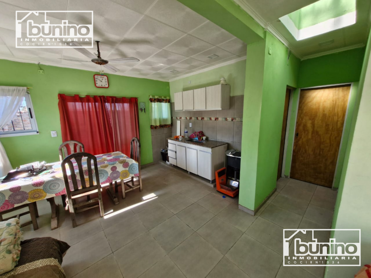 Casa en alquiler en Ibarlucea - 2 Dormitorios