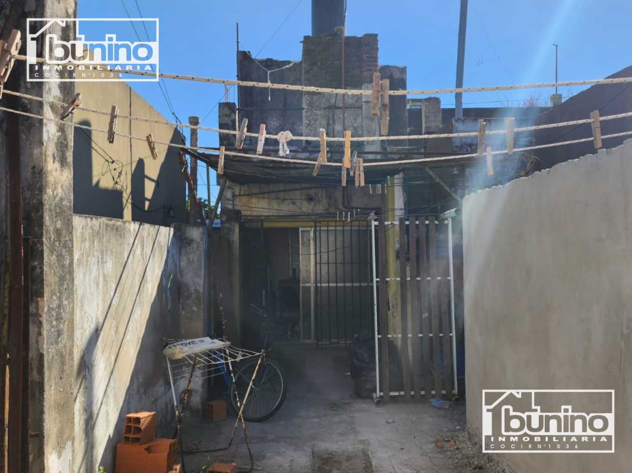 Casa en venta en Rosario, 2 dorm. - APTA CREDITO