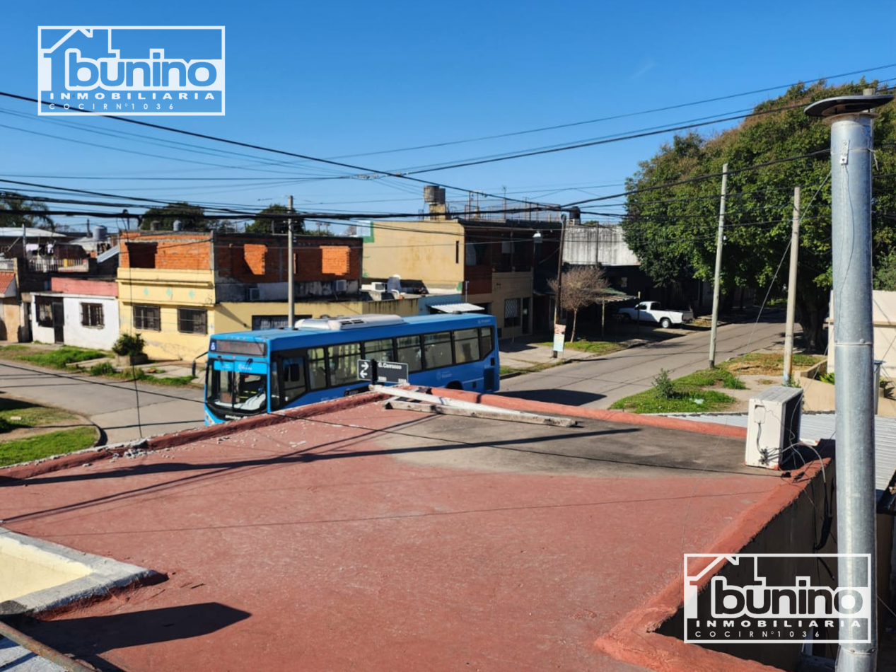 Casa en venta en Rosario, 2 dorm. - APTA CREDITO