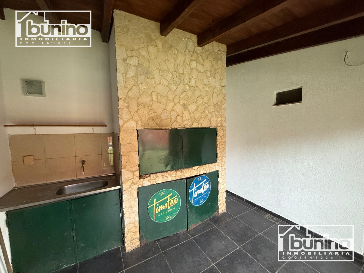 Casa en alquiler de 3 dormitorios - Zona norte, Rosario