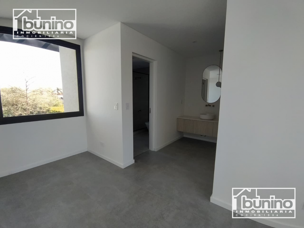 Casa en Cadaques de 4 dormitorios - Funes Hills
