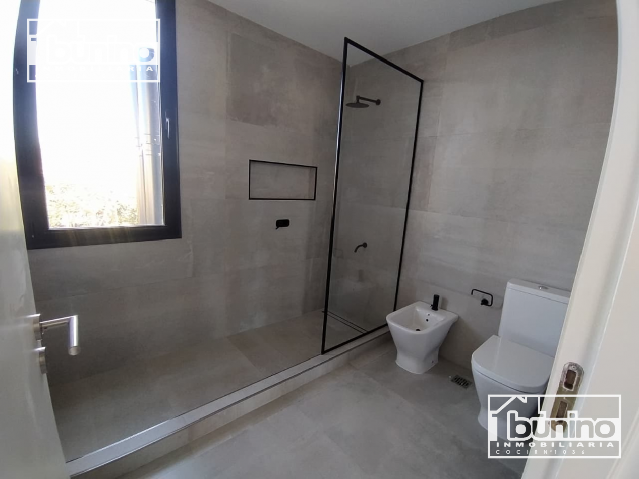 Casa en Cadaques de 4 dormitorios - Funes Hills