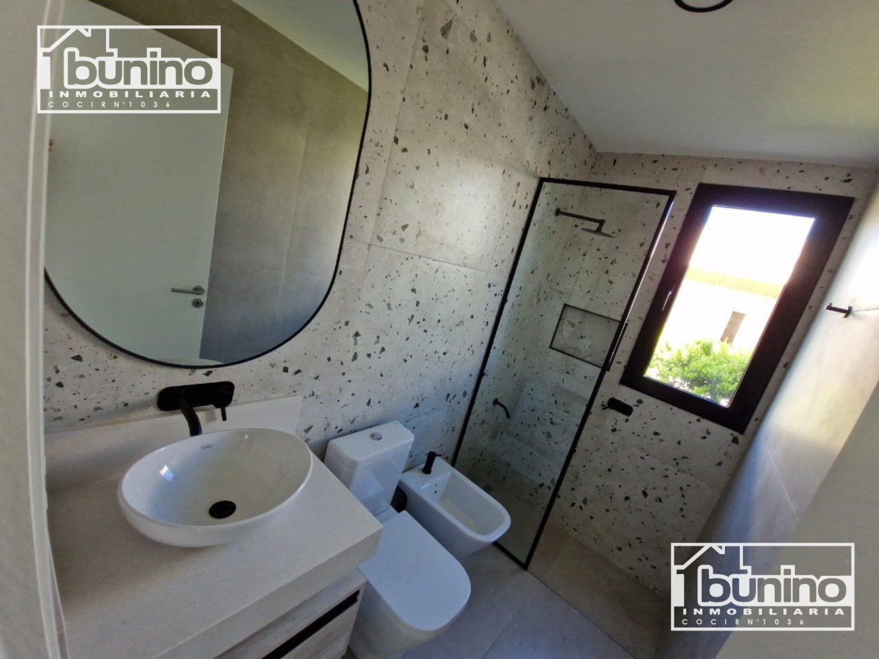 Casa en Cadaques de 4 dormitorios - Funes Hills
