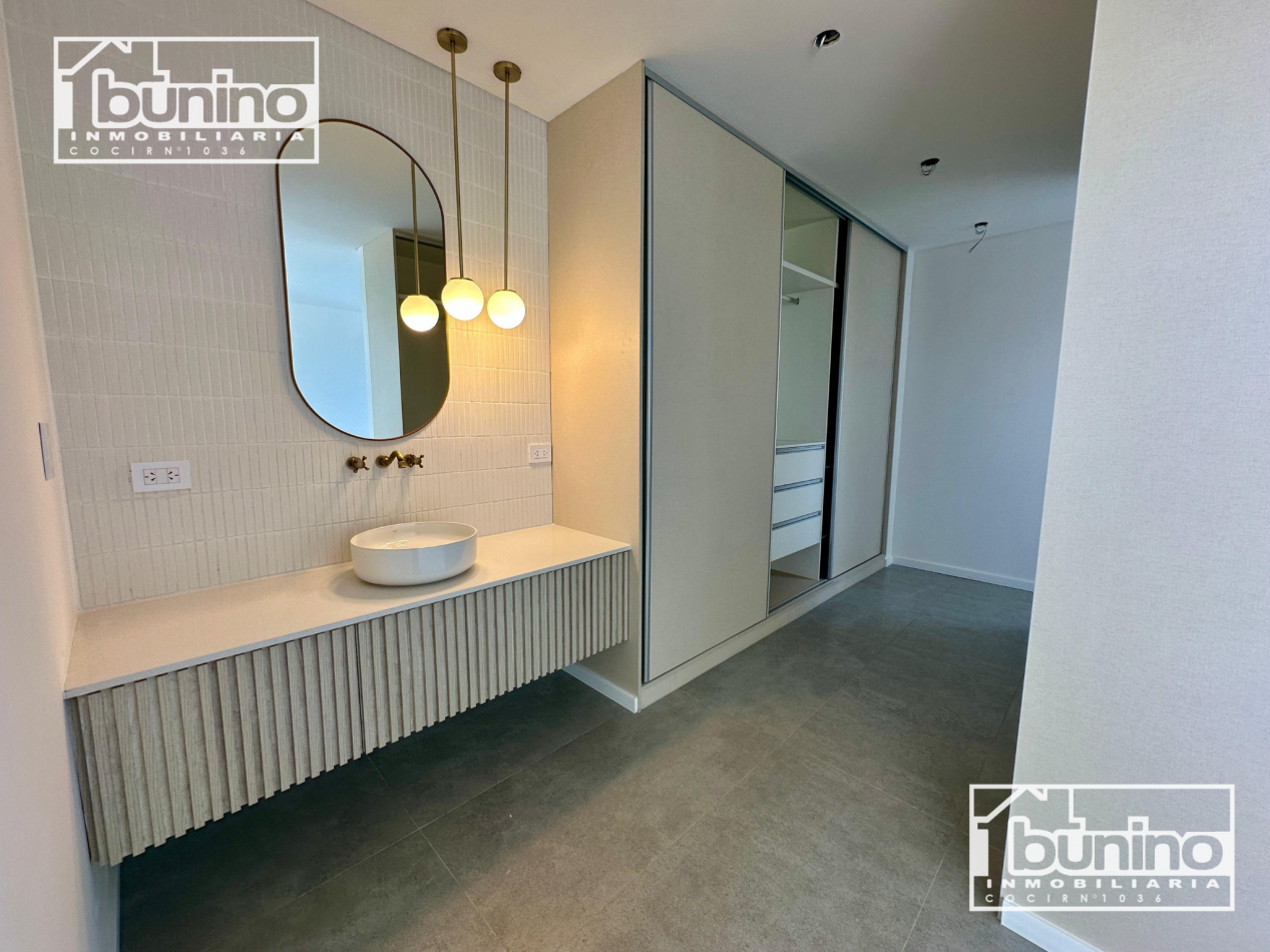 Casa en Cadaques de 4 dormitorios - Funes Hills