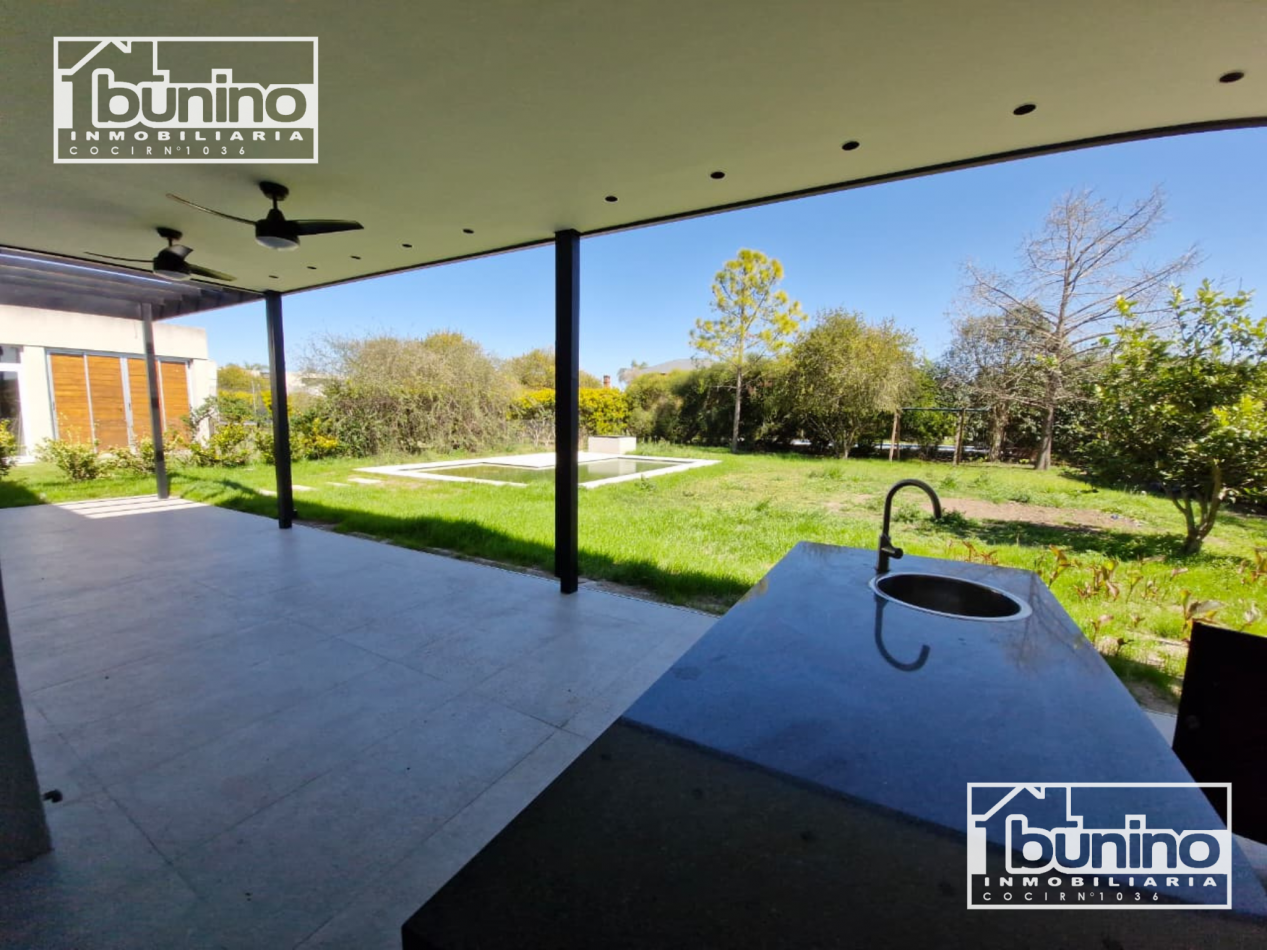 Casa en Cadaques de 4 dormitorios - Funes Hills
