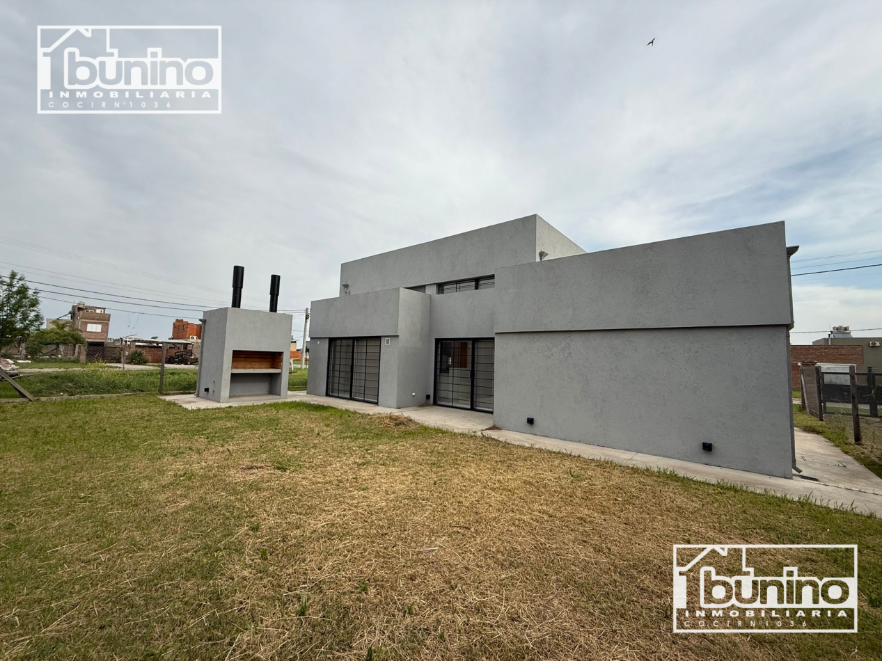Casa en venta en Ibarlucea, 2 dorm. - APTA CREDITO, A ESTRENAR 