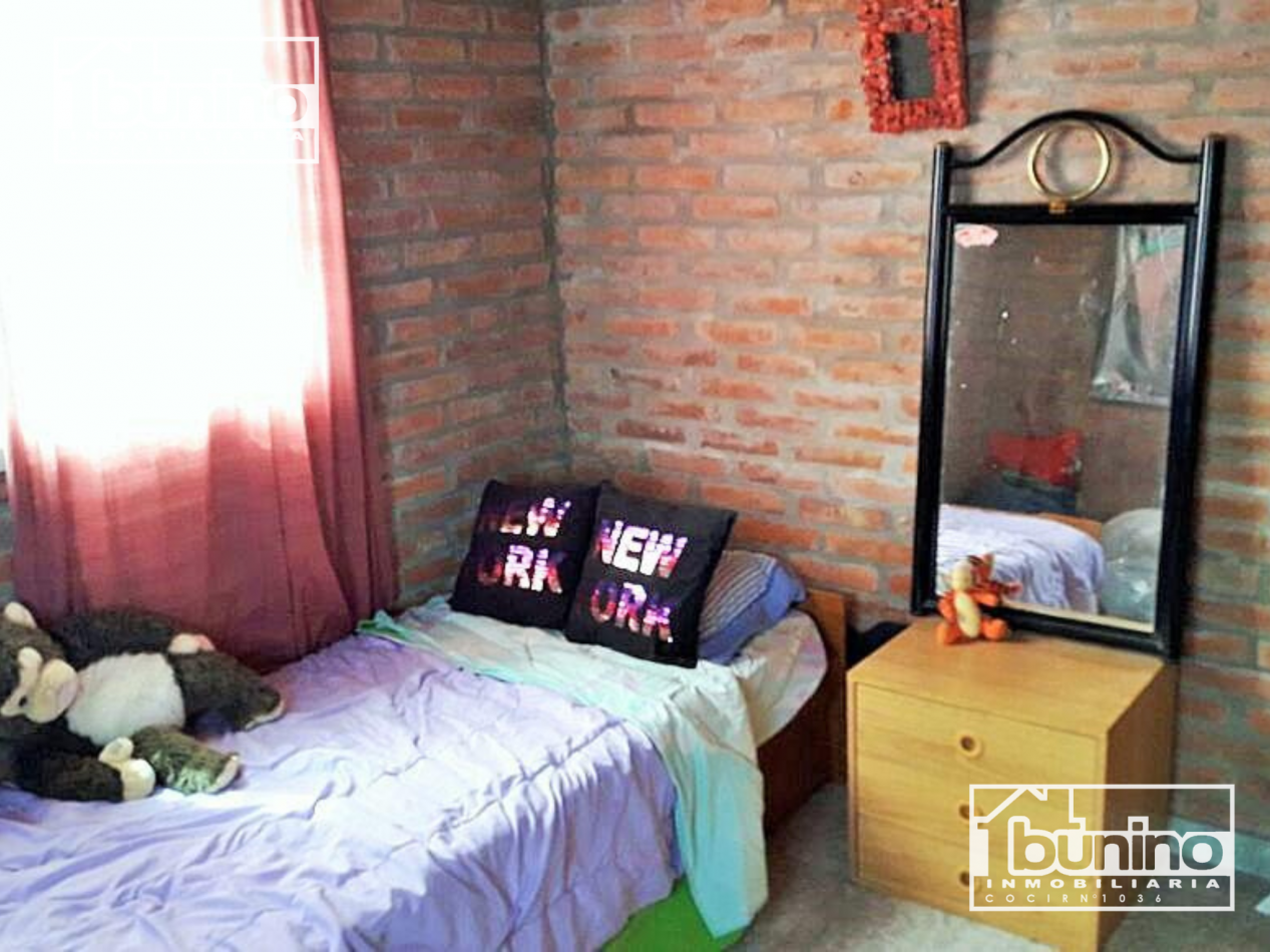 ¡OPORTUNIDAD! Casa en venta en Ibarlucea - 4 Dormitorios