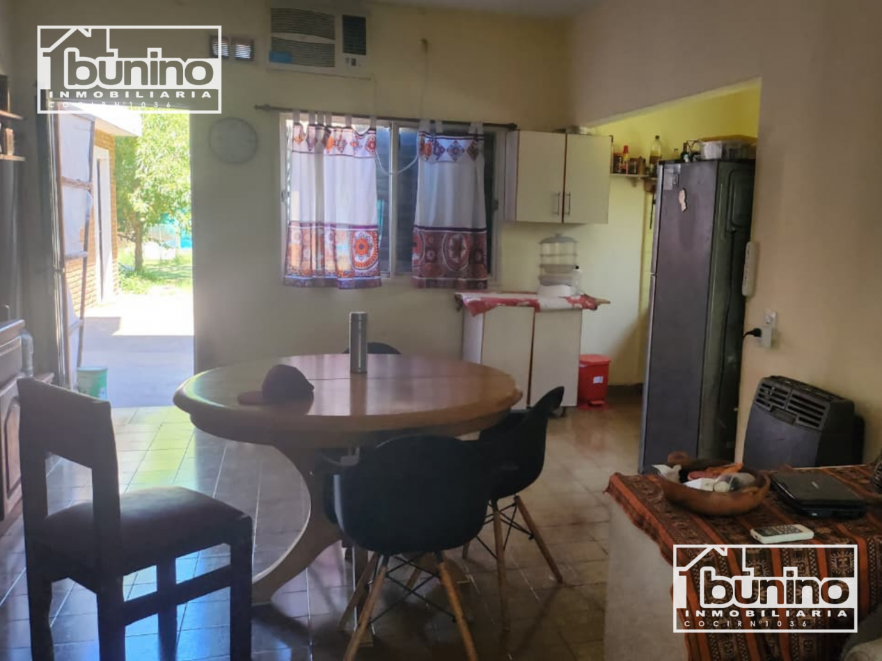 Casa en alquiler en Funes - 2 Dormitorios