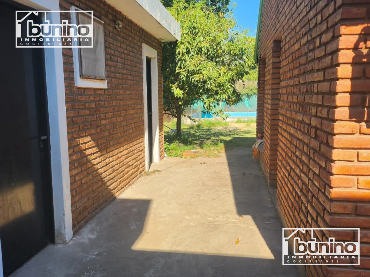 Casa en alquiler en Funes - 2 Dormitorios