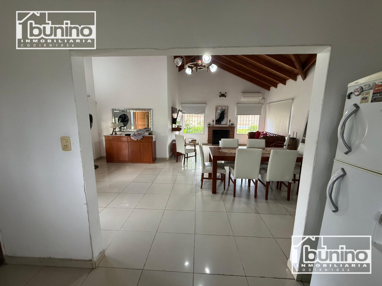 Casa amueblada en alquiler permanente en Funes - 3 Dormitorios