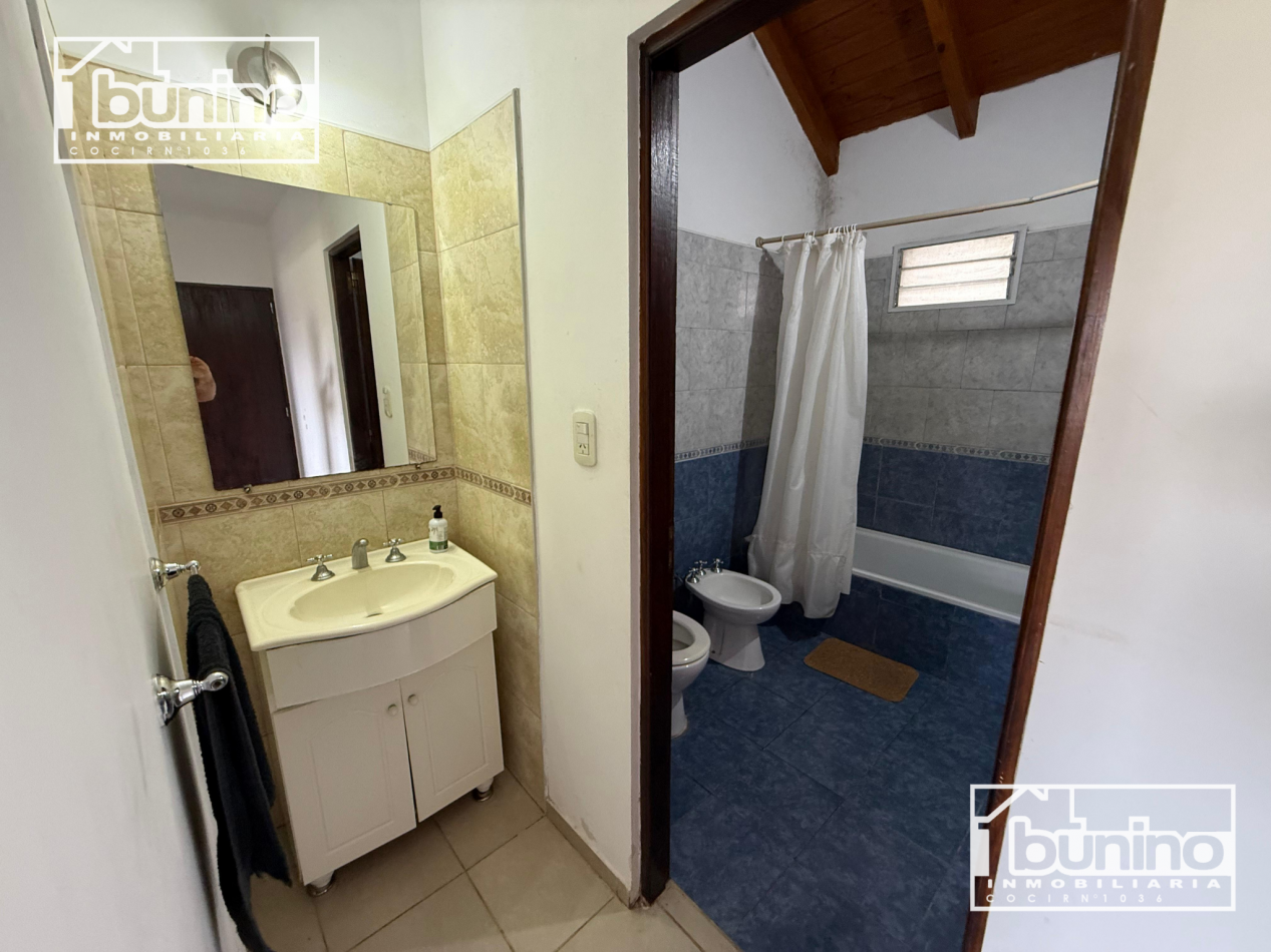 Casa amueblada en alquiler permanente en Funes - 3 Dormitorios