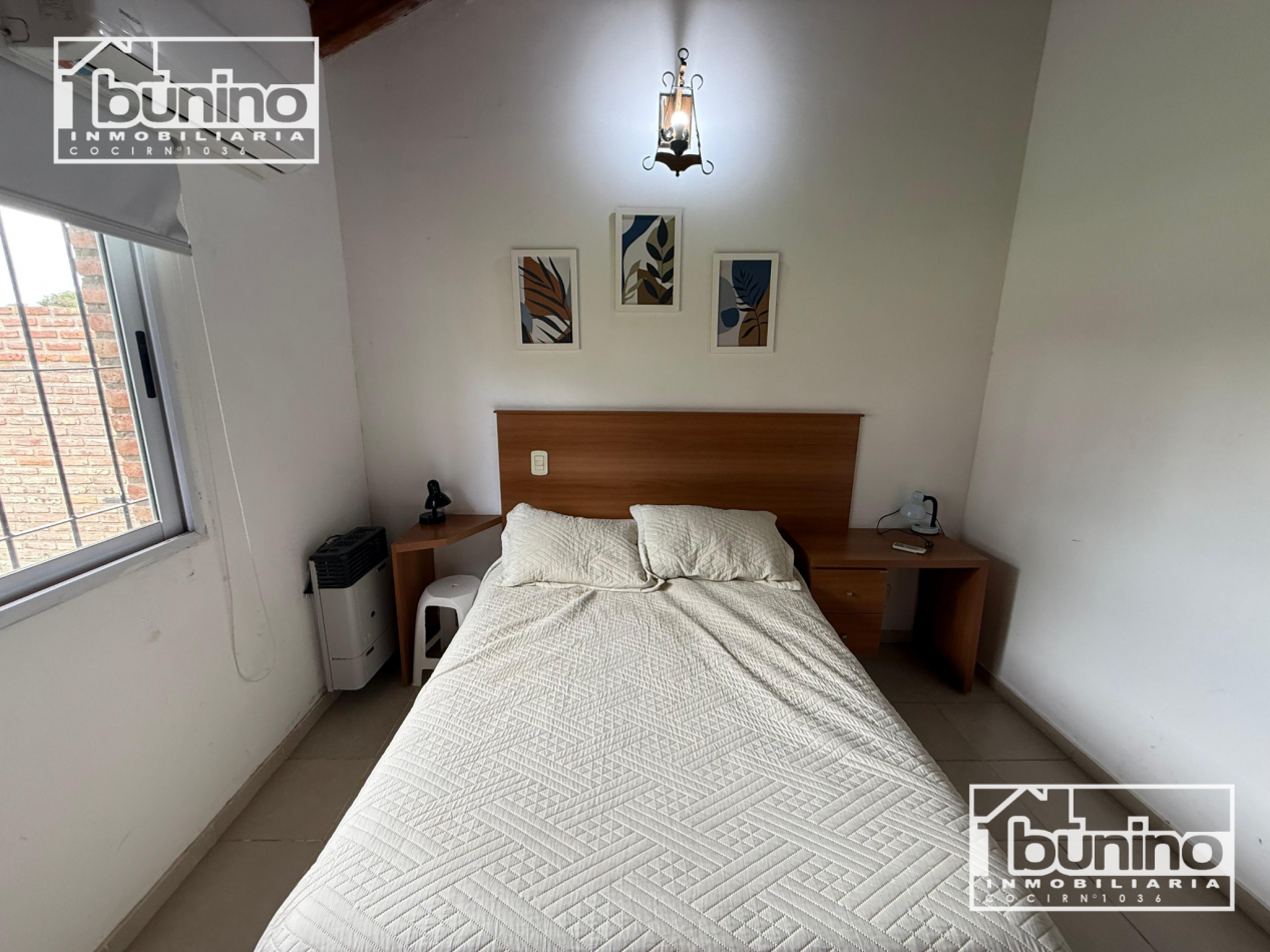 Casa amueblada en alquiler permanente en Funes - 3 Dormitorios