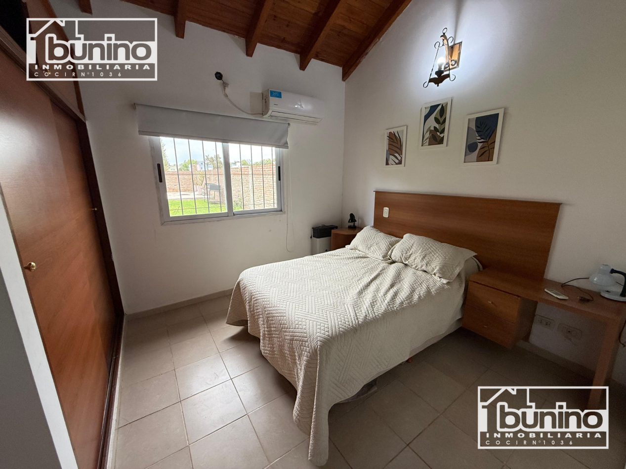 Casa amueblada en alquiler permanente en Funes - 3 Dormitorios