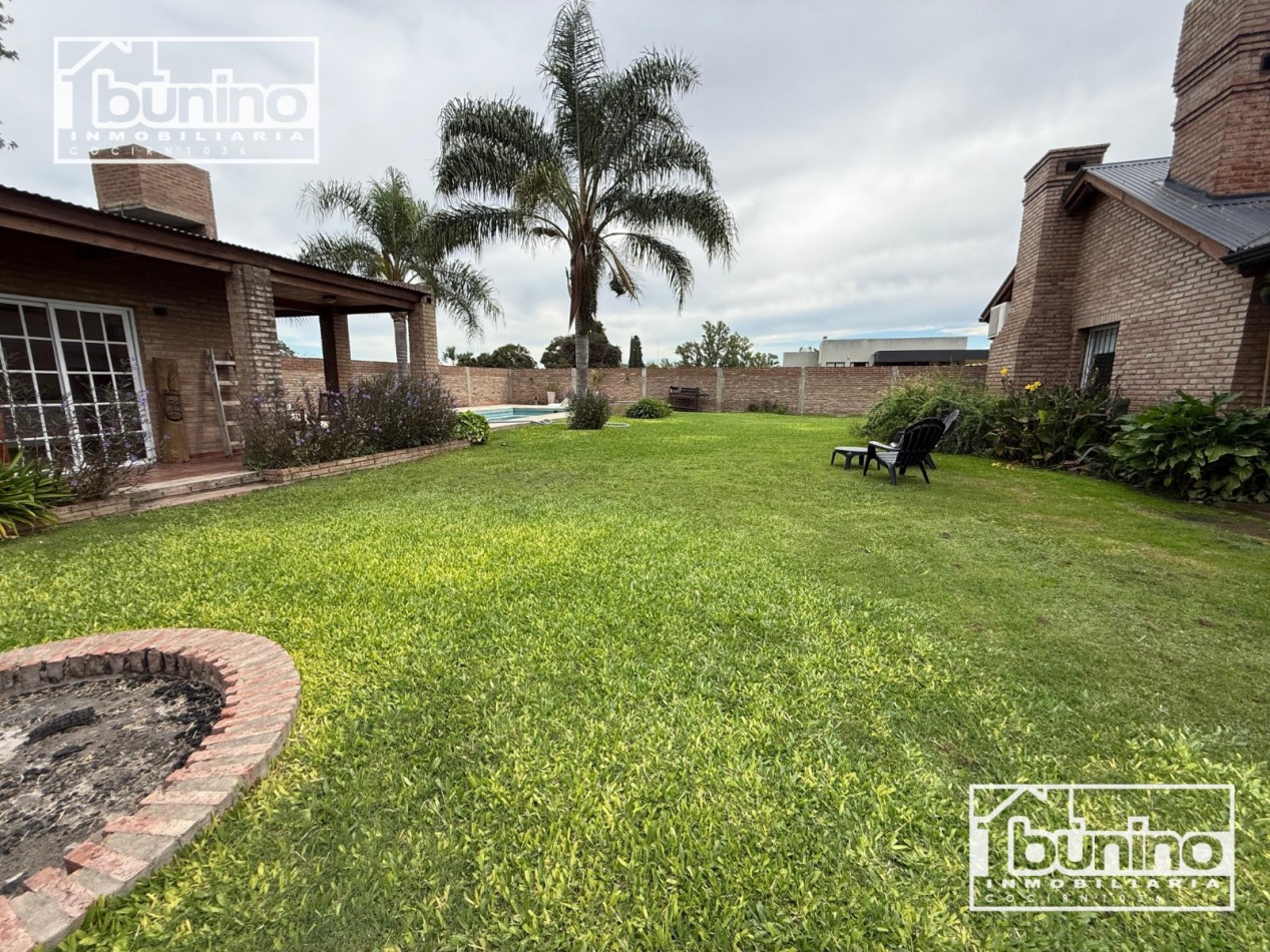 Casa amueblada en alquiler permanente en Funes - 3 Dormitorios