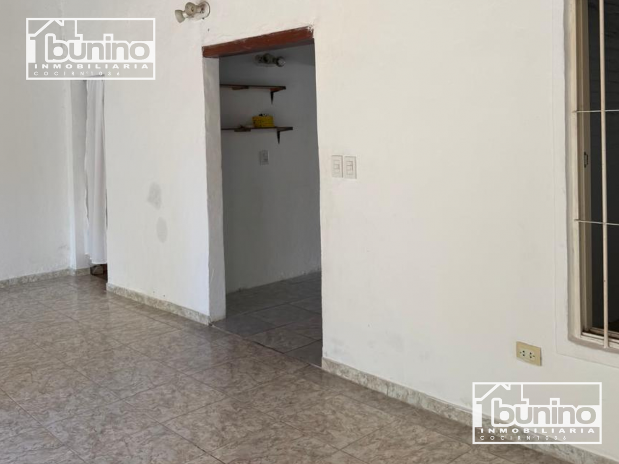 Casa 2 dormitorios en venta - Granadero Baigorria