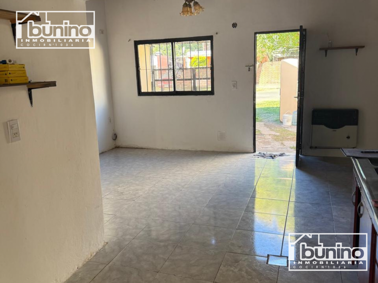 Casa 2 dormitorios en venta - Granadero Baigorria