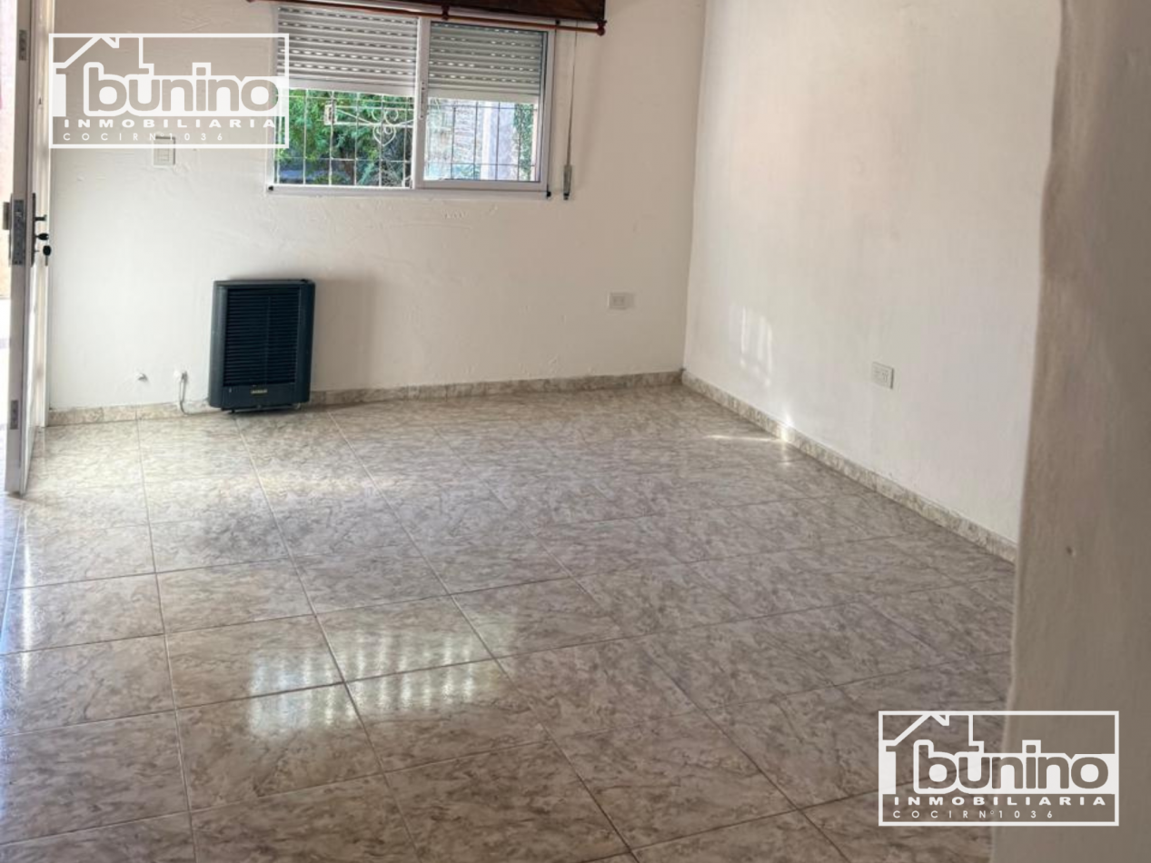 Casa 2 dormitorios en venta - Granadero Baigorria