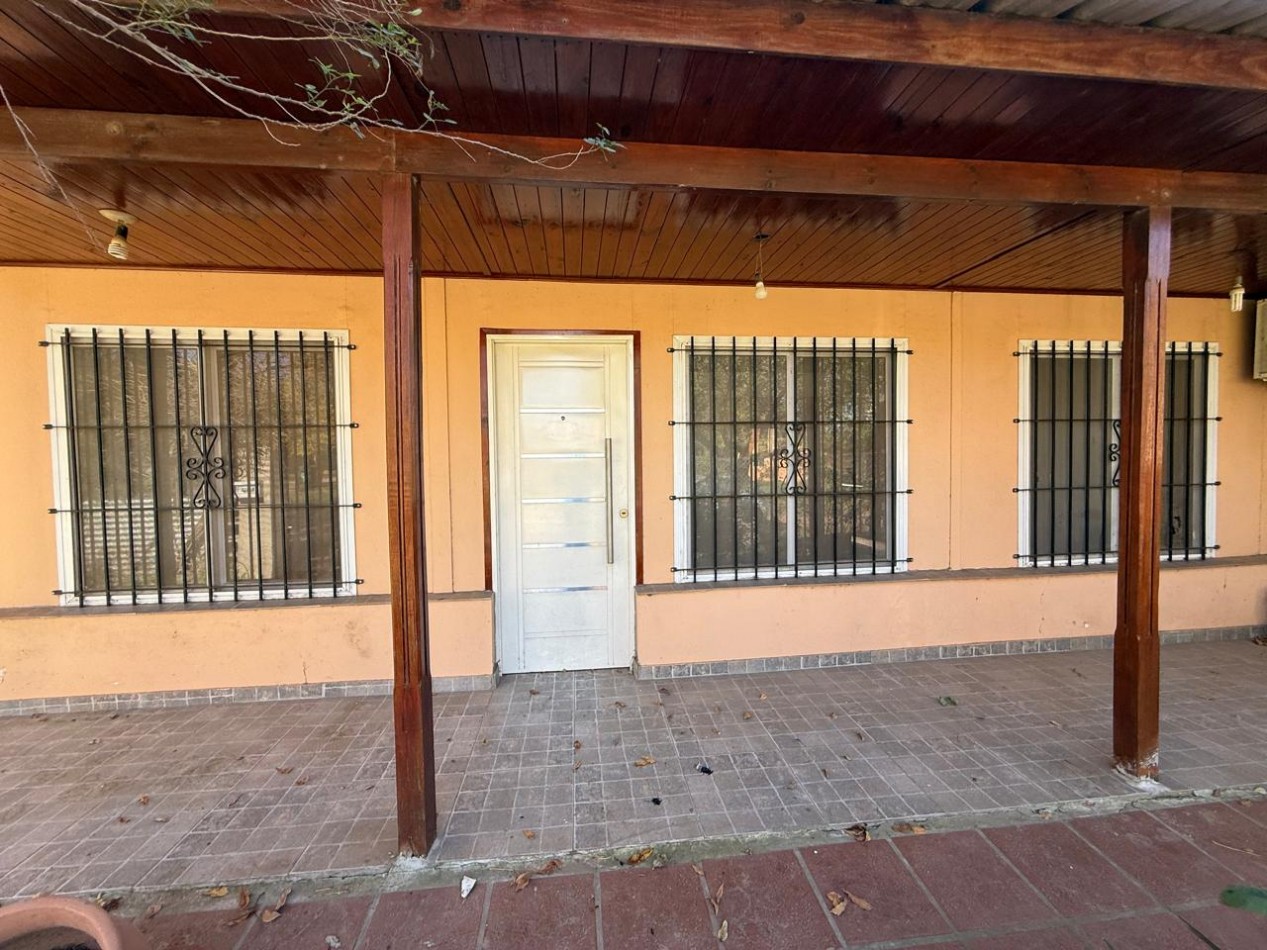 Casa en venta en Ibarlucea - 3 Dormitorios