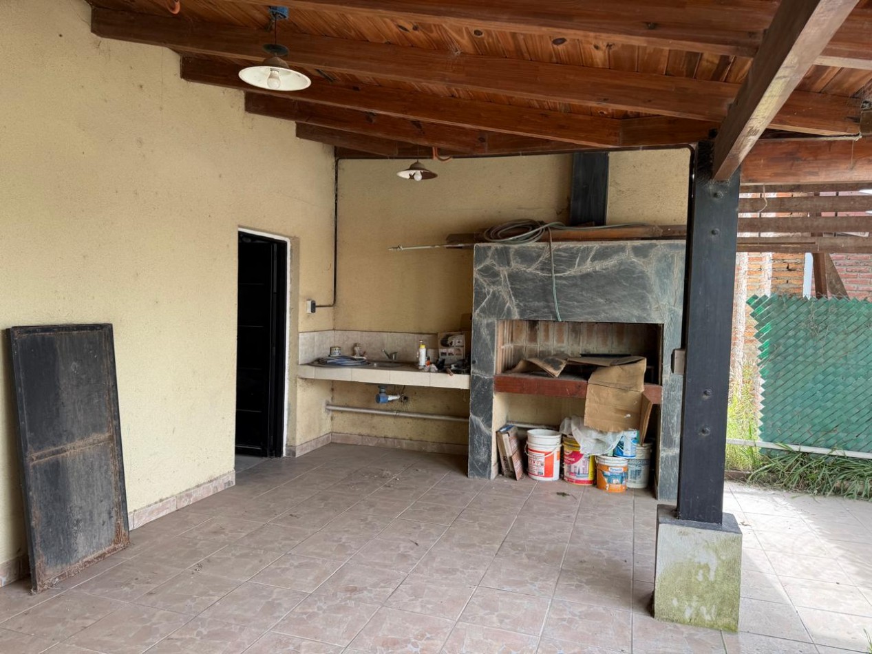 Casa en alquiler en Roldan - 2 Dormitorios