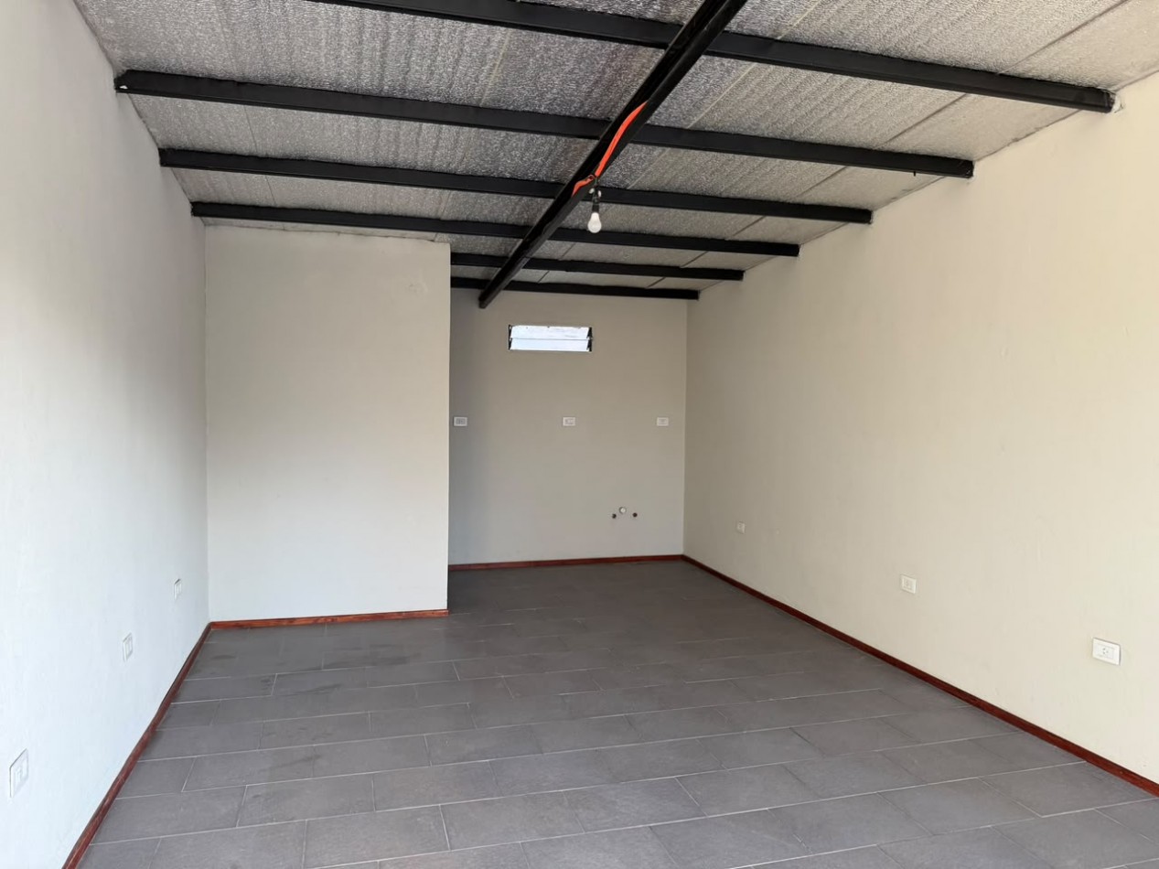 Local comercial en alquiler - Ibarlucea