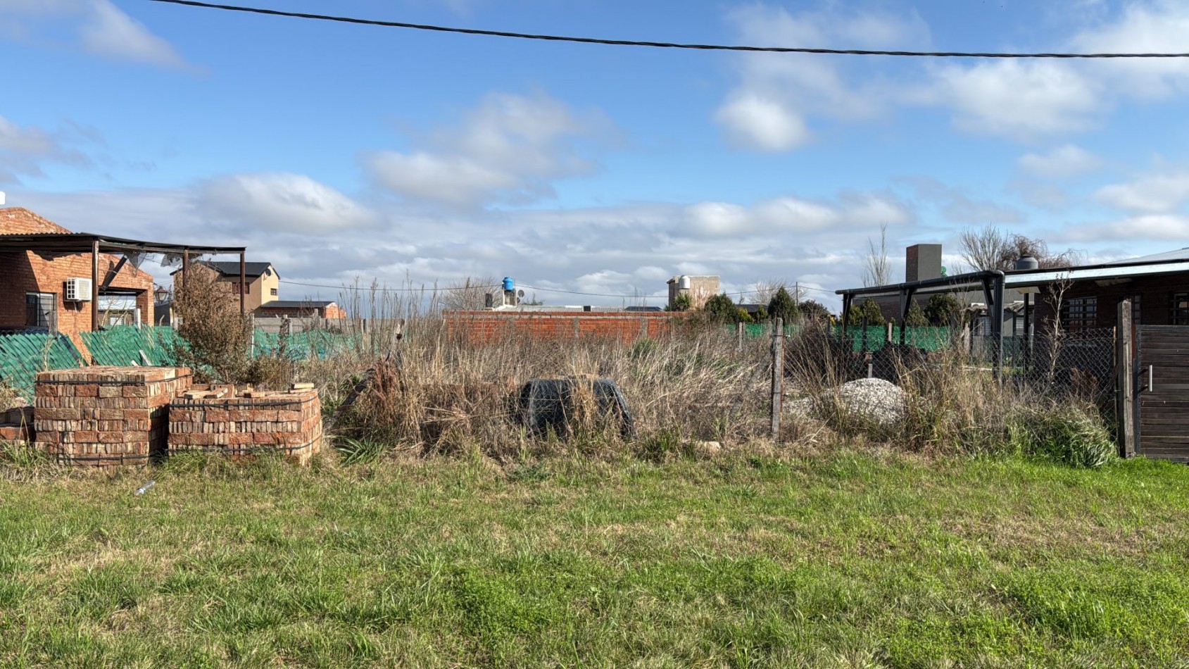 Terreno en venta en Altos residenciales - Roldan