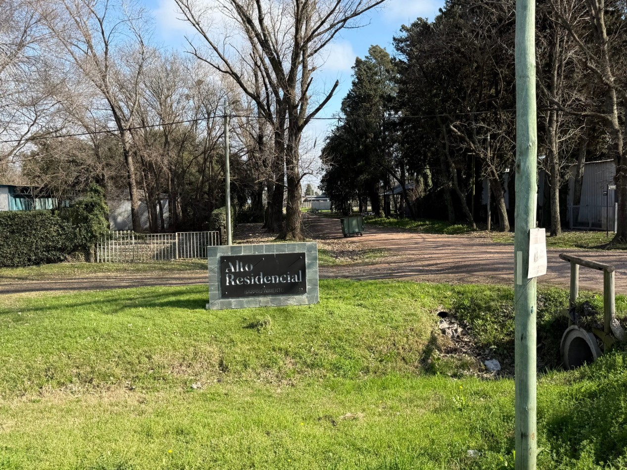 Terreno en venta en Altos residenciales - Roldan