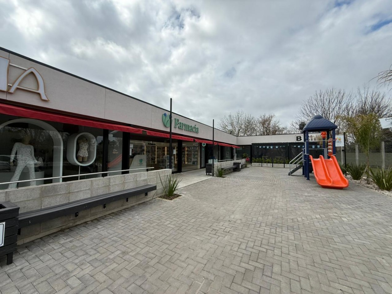 Local comercial en alquiler - Ibarlucea, Paseo comercial