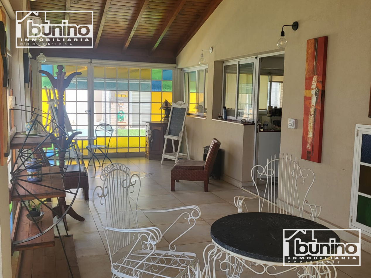Casa alquiler temporario 2 habitaciones con piscina - Funes