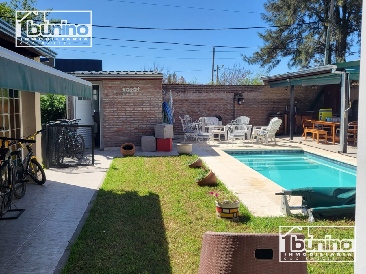 Casa alquiler temporario 2 habitaciones con piscina - Funes
